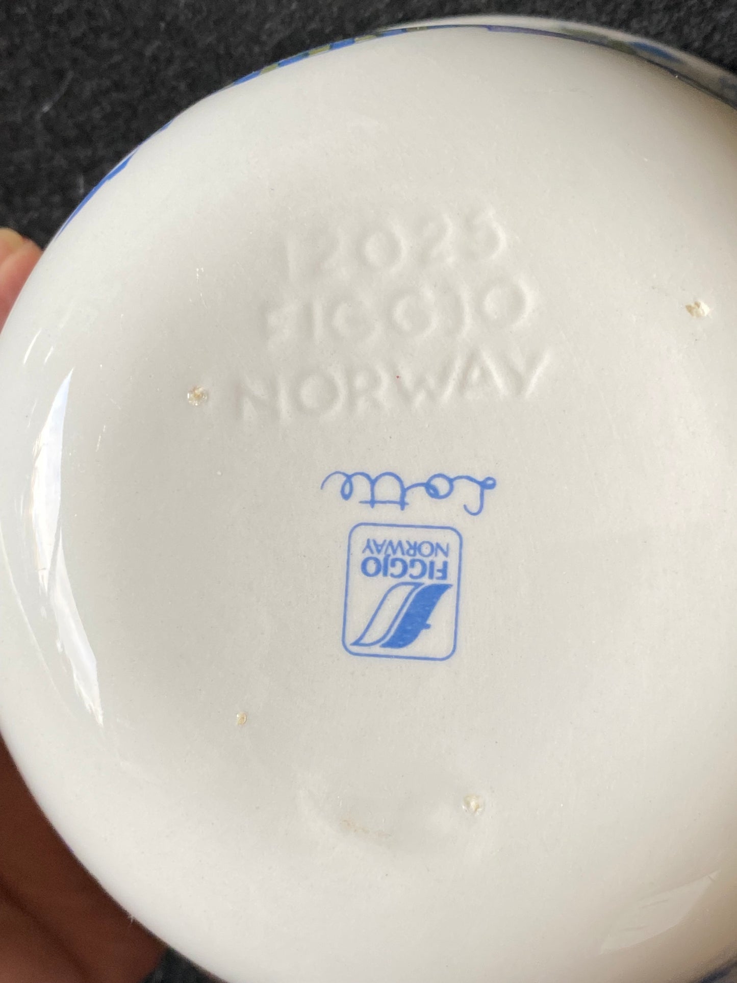 Figgjo Flint Lotte handled bowl - 12025