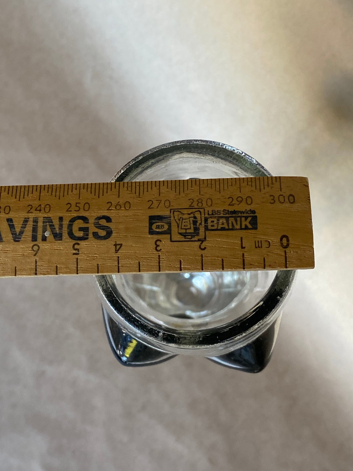 Kitschy Taiwan ROC bikini glass