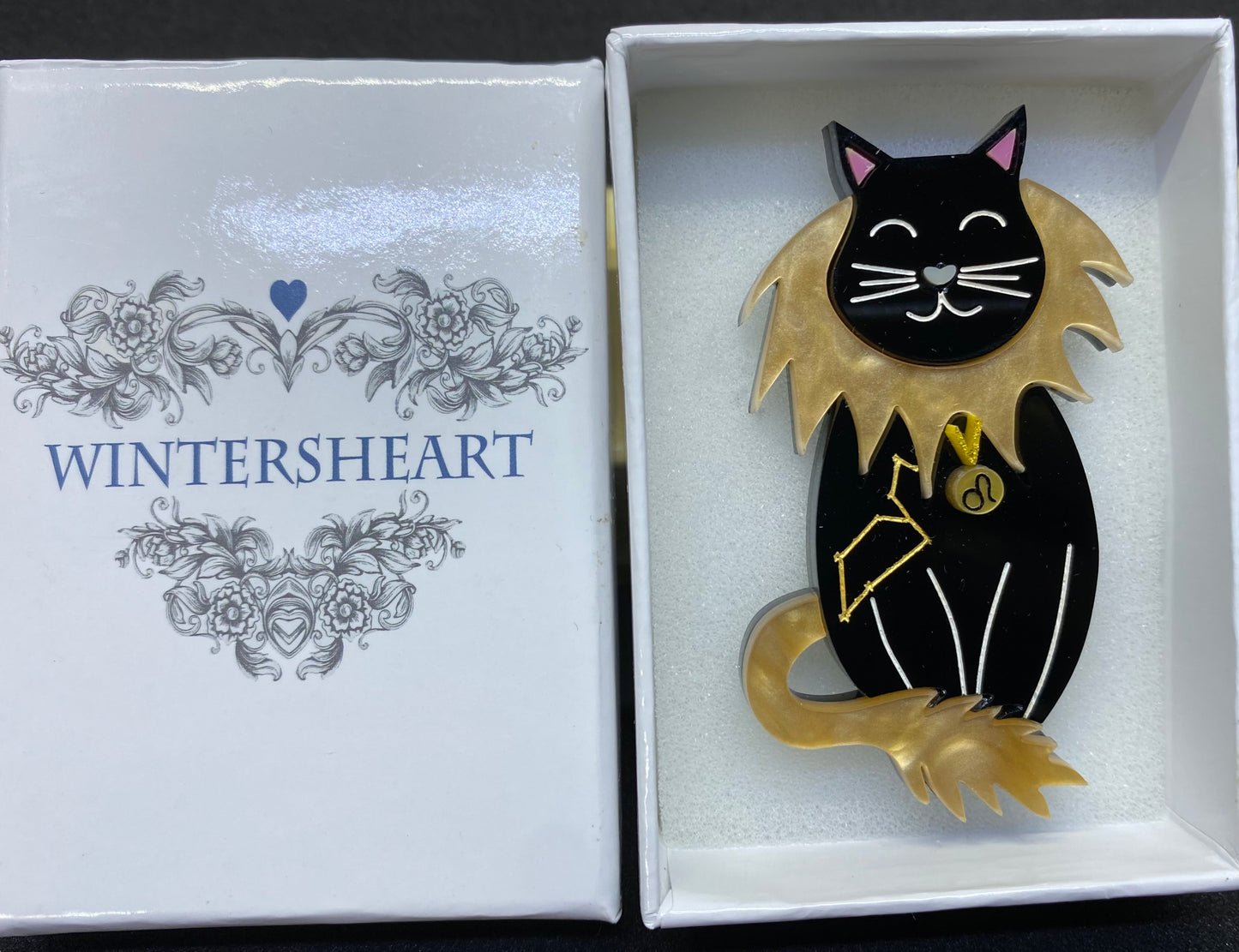 Wintersheart Brooch Lion King