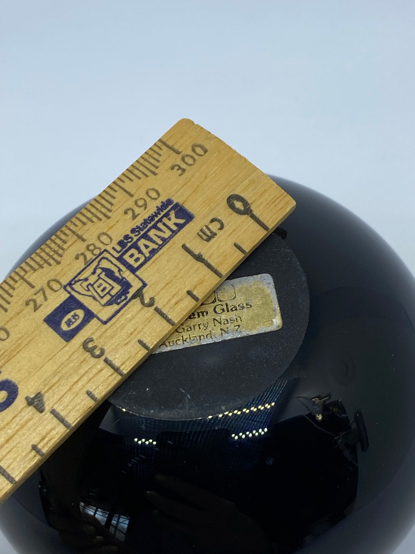 Garry Nash NZ SMALL ART GLASS VASE