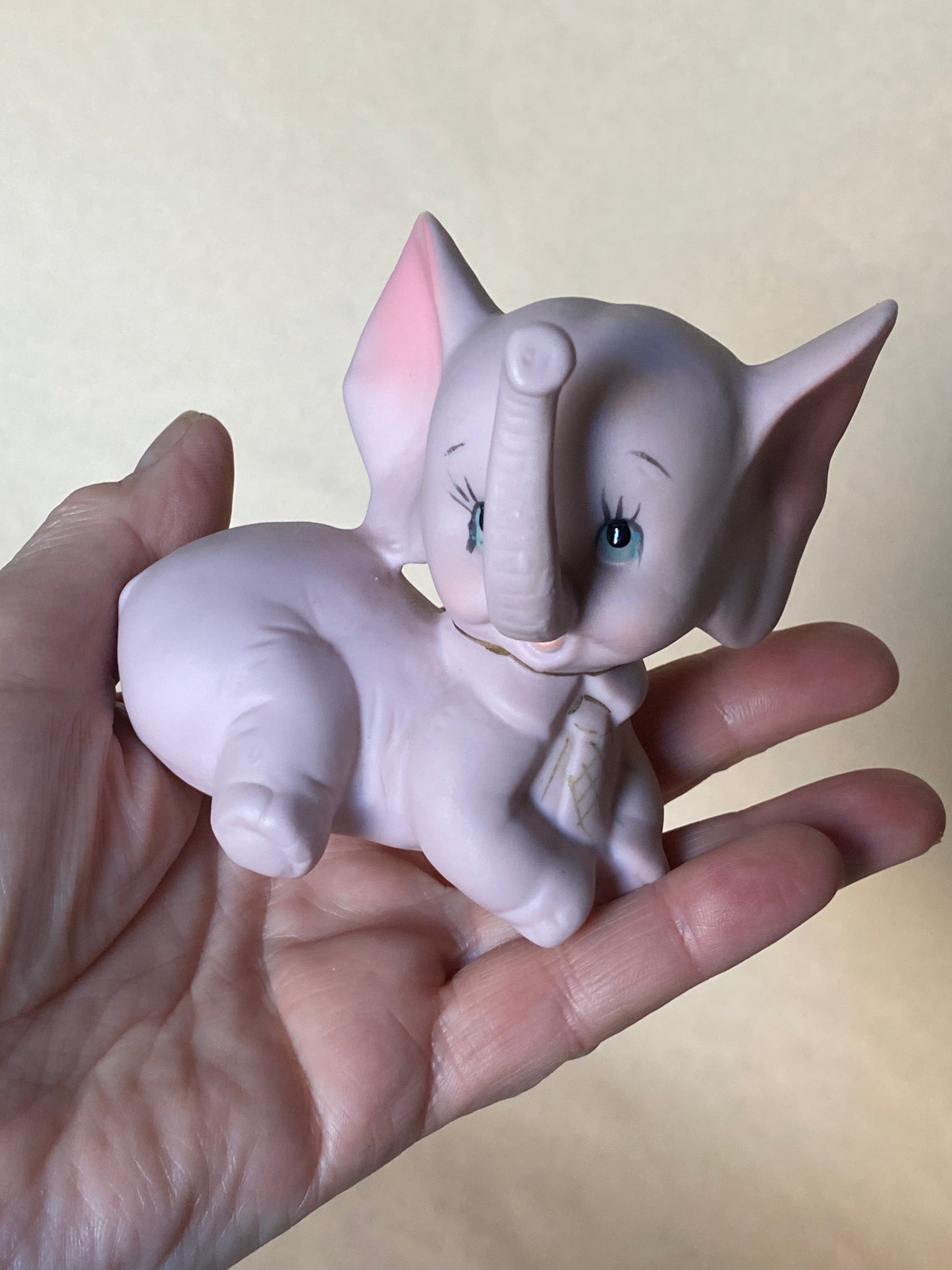Gorgeous pink elephant by Kelvin Japan for Gizelle