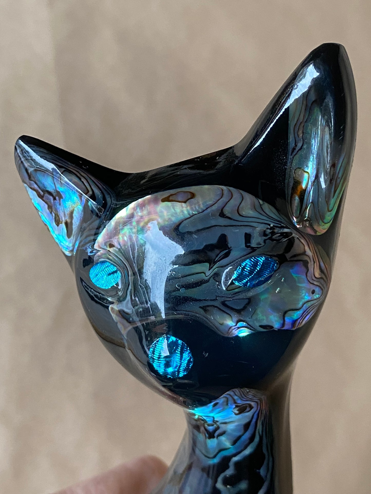 'Pacific' vintage pâua shell MCM resin cat