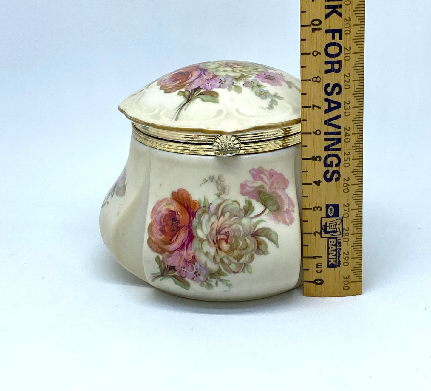 Vintage American 1960/70s Lefton Floral porcelain lidded trinket jar