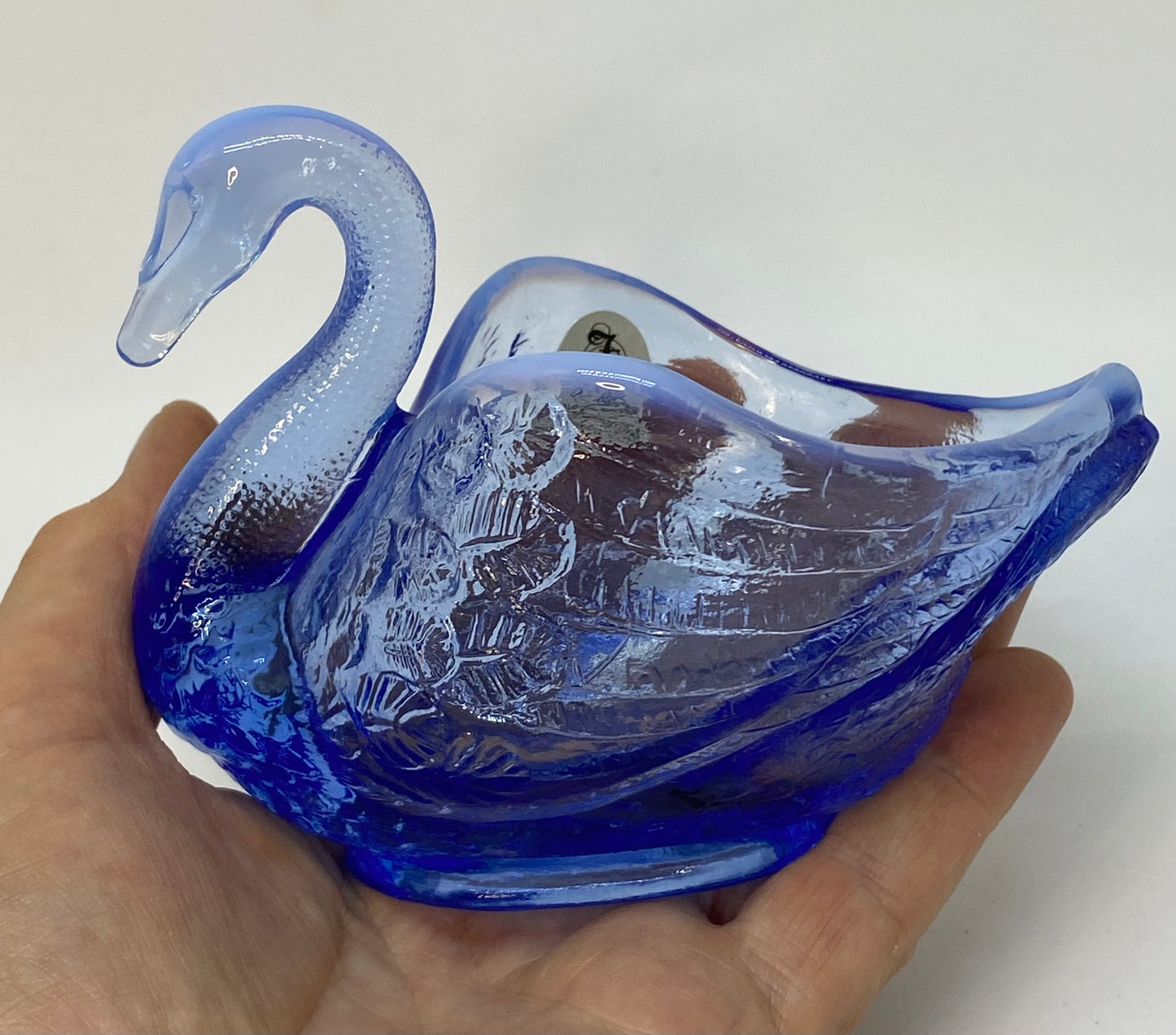 Fenton Swan with original sticker