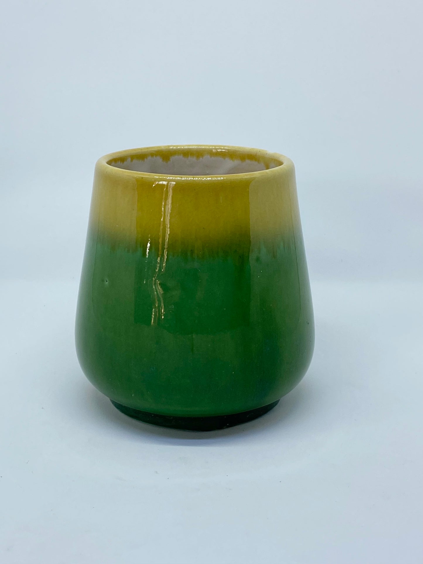 McHugh 34 -sugar pot/vase