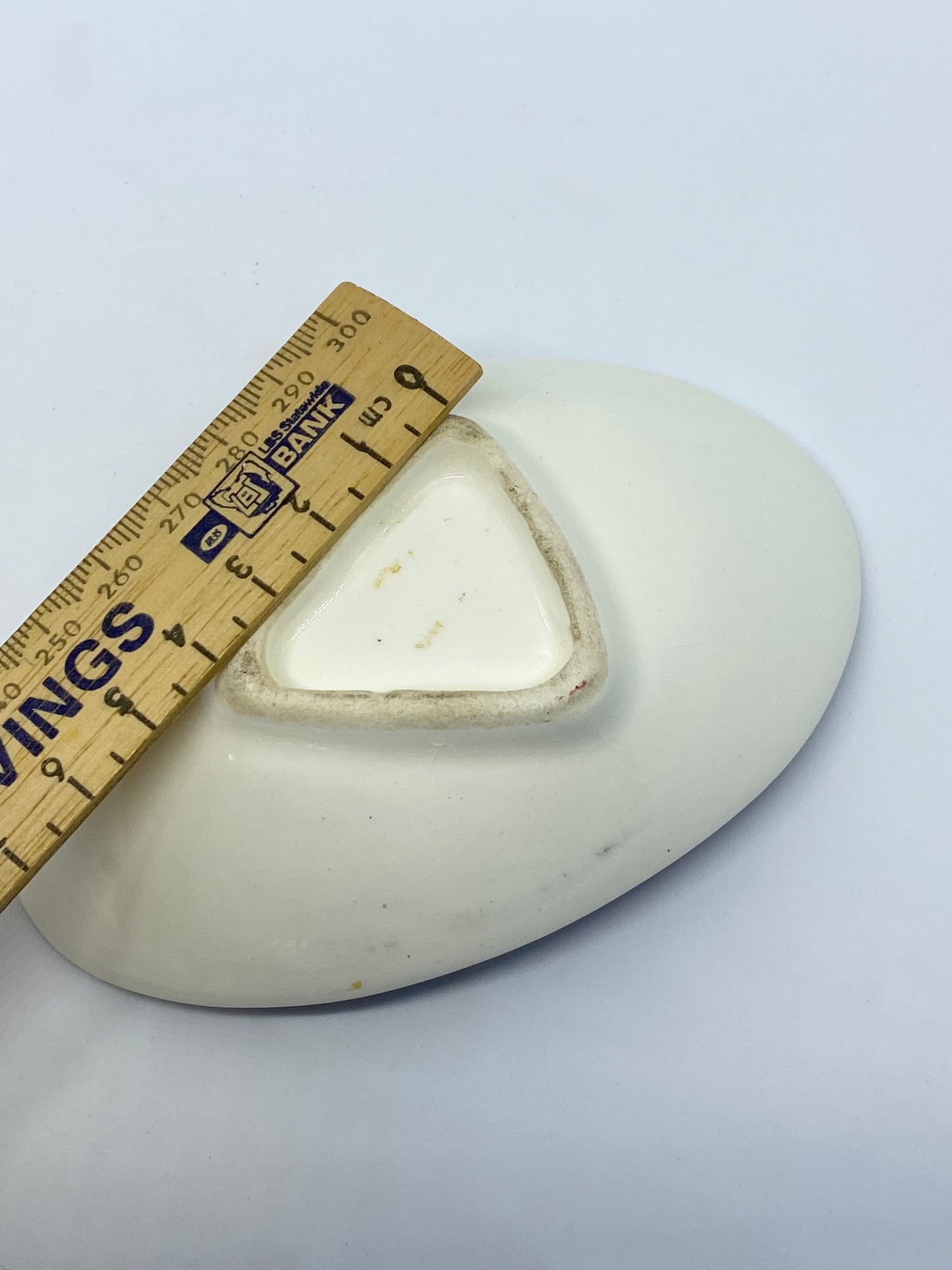 Vintage Studio Anna pin dish - 1950s street scene