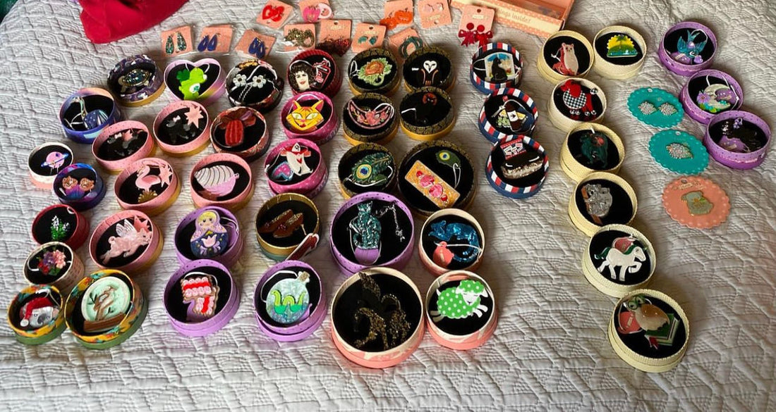 Erstwilder  Brooches!