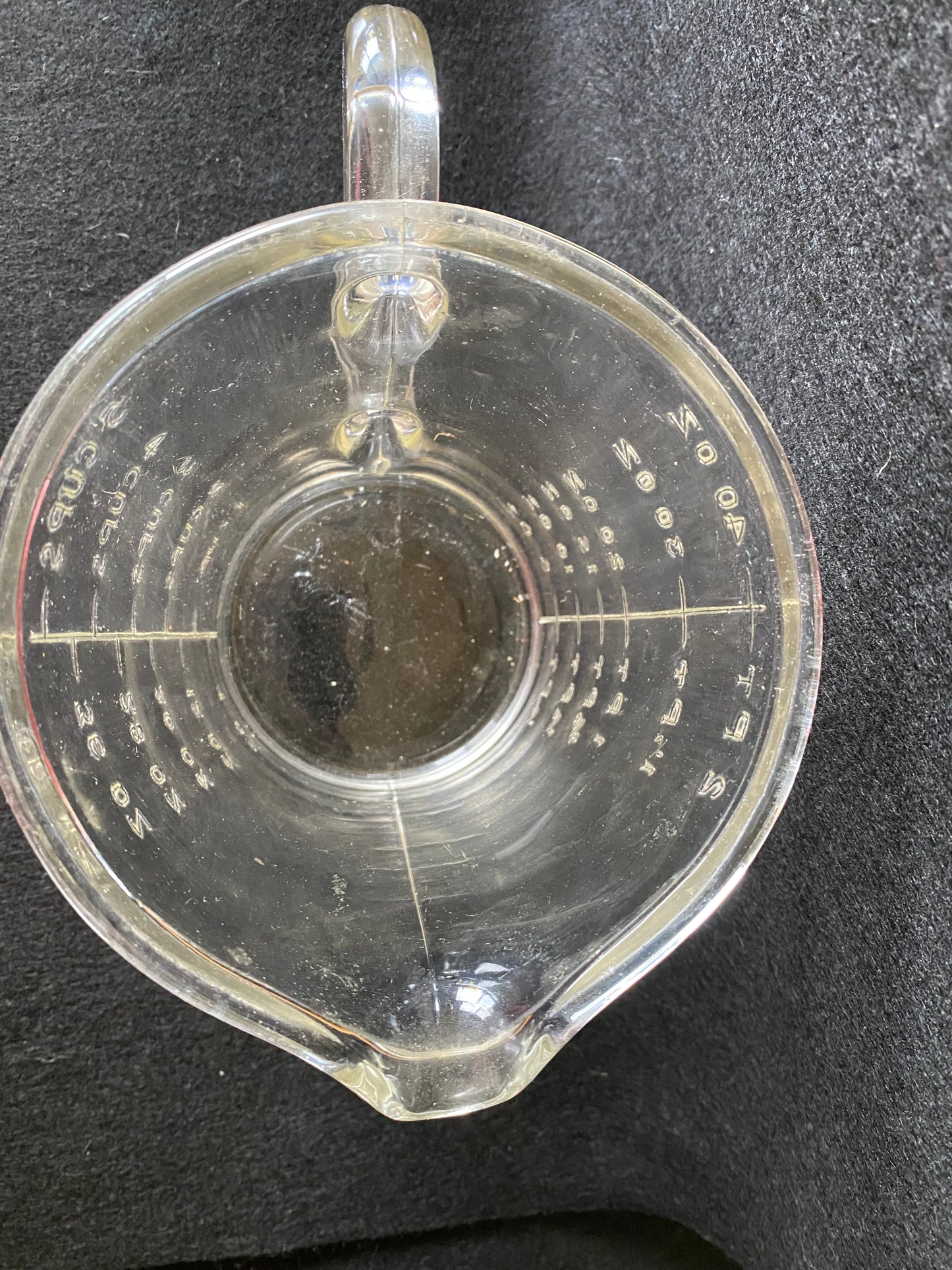 Clear Depression glass (1930s) measuring cup (5 cup/2 pints)