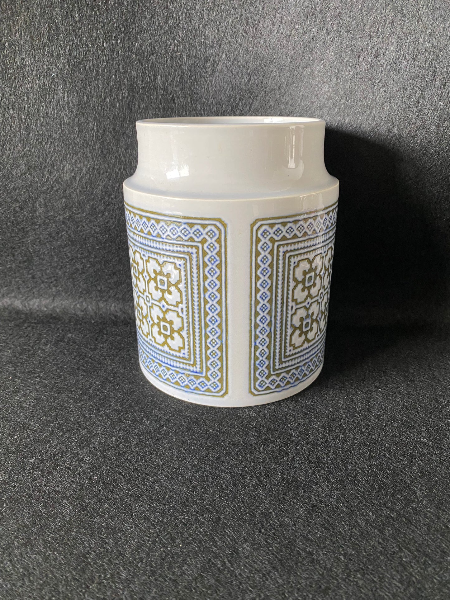 Hornsea canister “Tapestry” design
