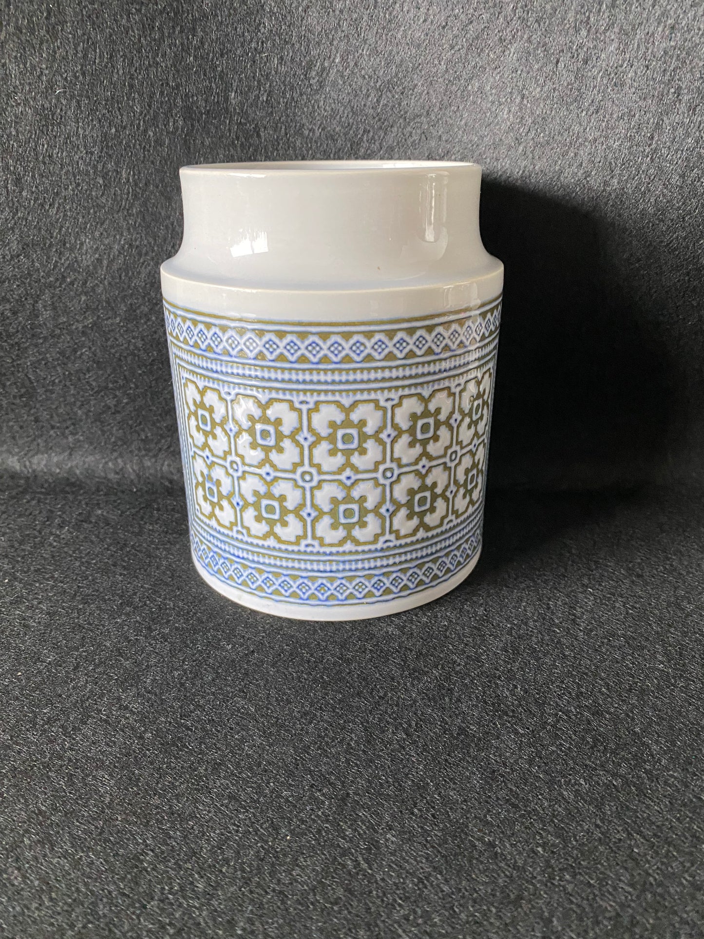 Hornsea canister “Tapestry” design