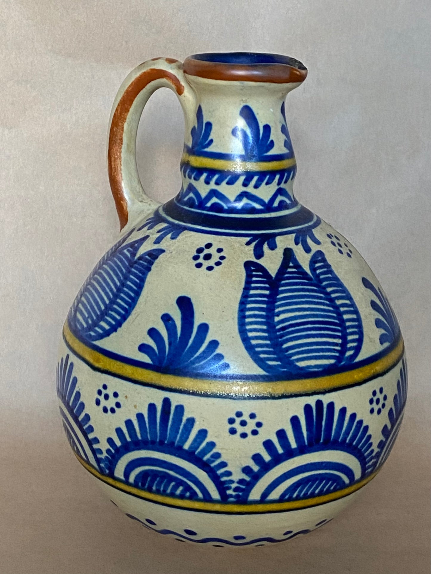 Antique  Plateelbakkerij Gouda jug