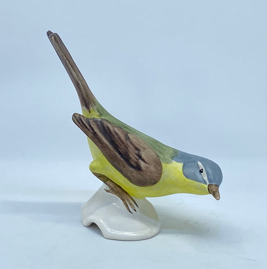 Goebel Yellow wagtail bird figurine (the other one)