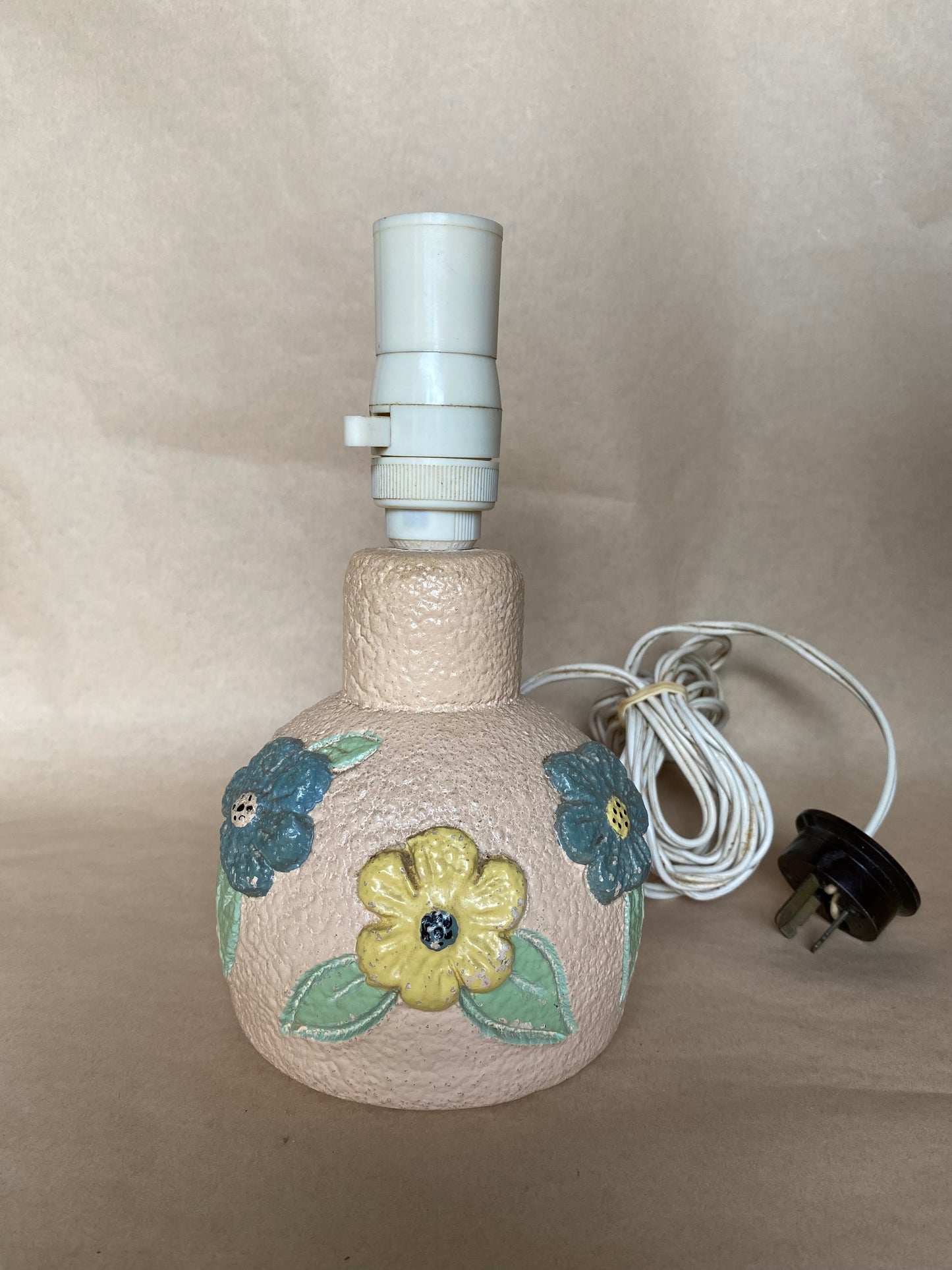 Henning Rathjen floral pottery lamp