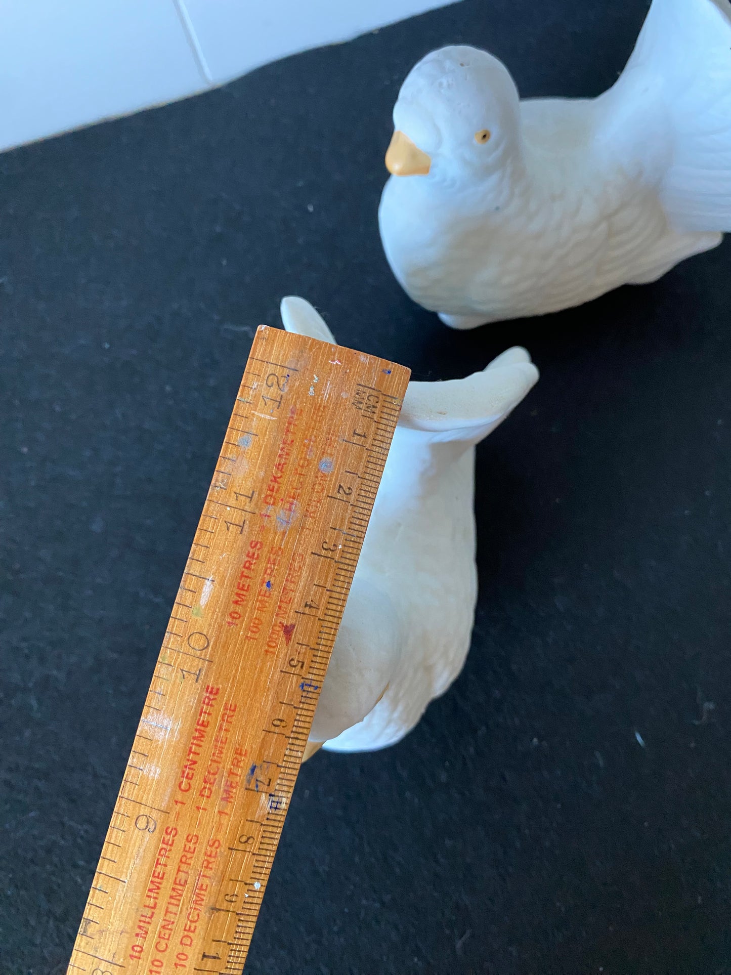 Pair of vintage Flambro R.O.C doves