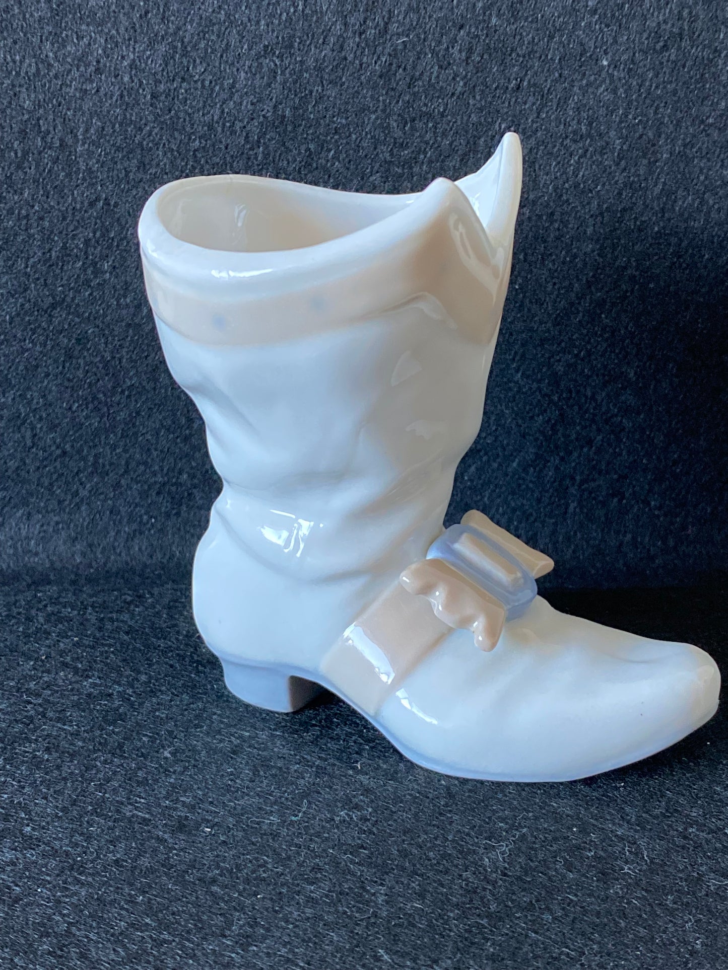 Retired Design Musketeer Boot Nao by Lladro