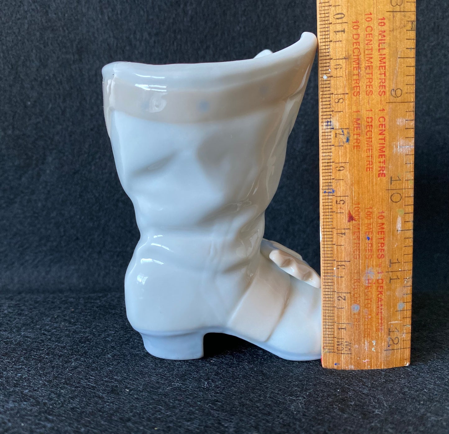 Retired Design Musketeer Boot Nao by Lladro