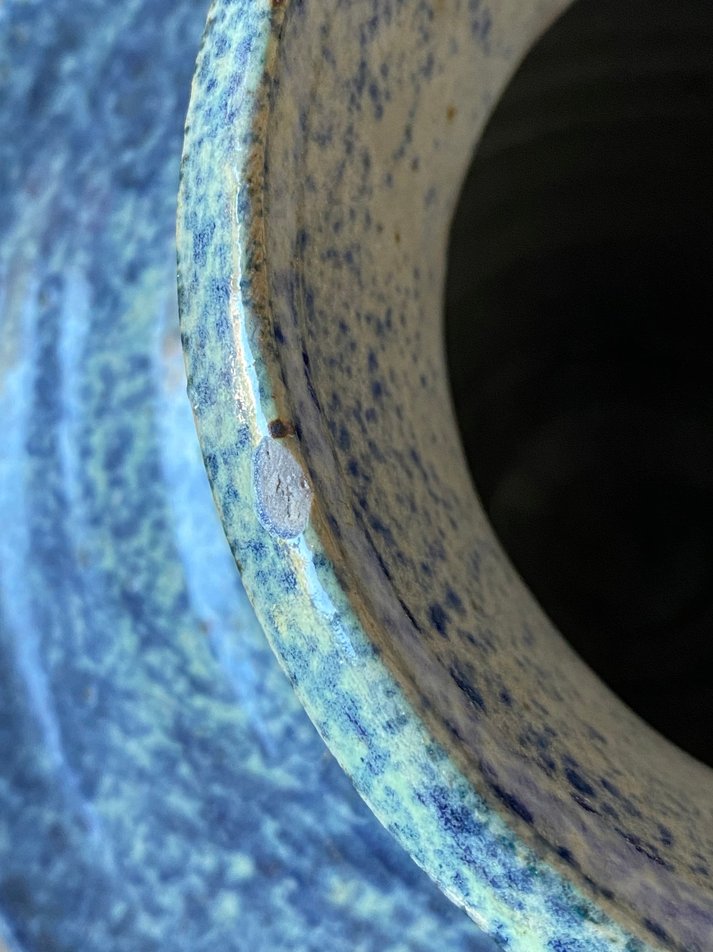 “Mogo Pottery” Australia pottery vase in blue