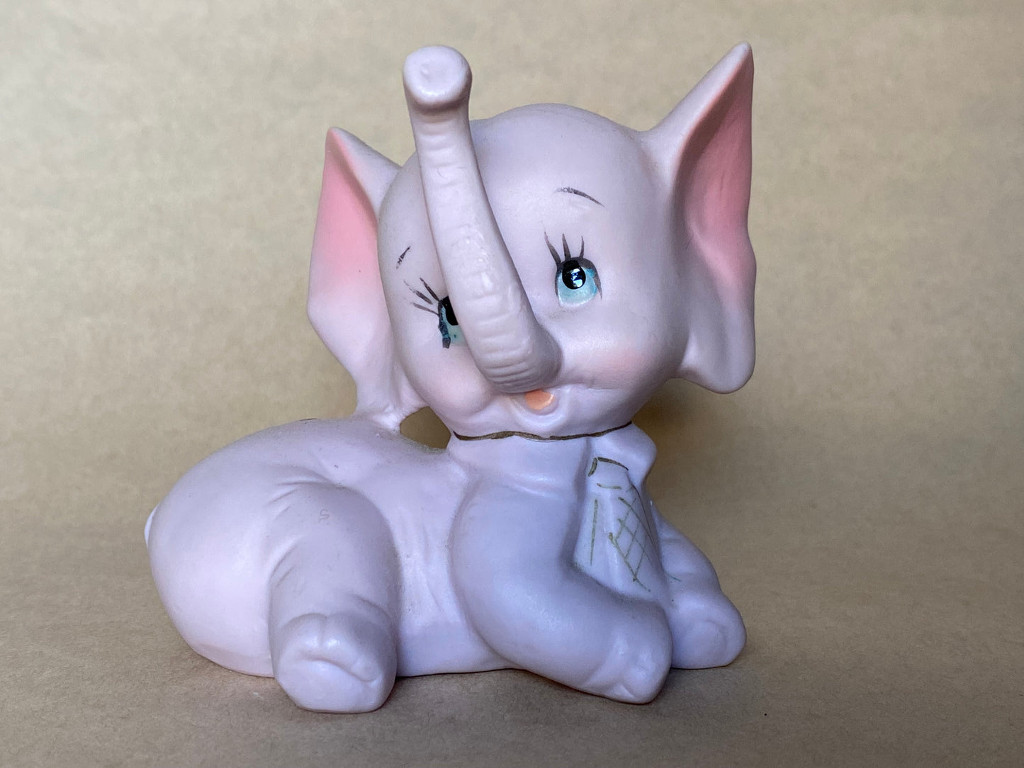 Gorgeous pink elephant by Kelvin Japan for Gizelle