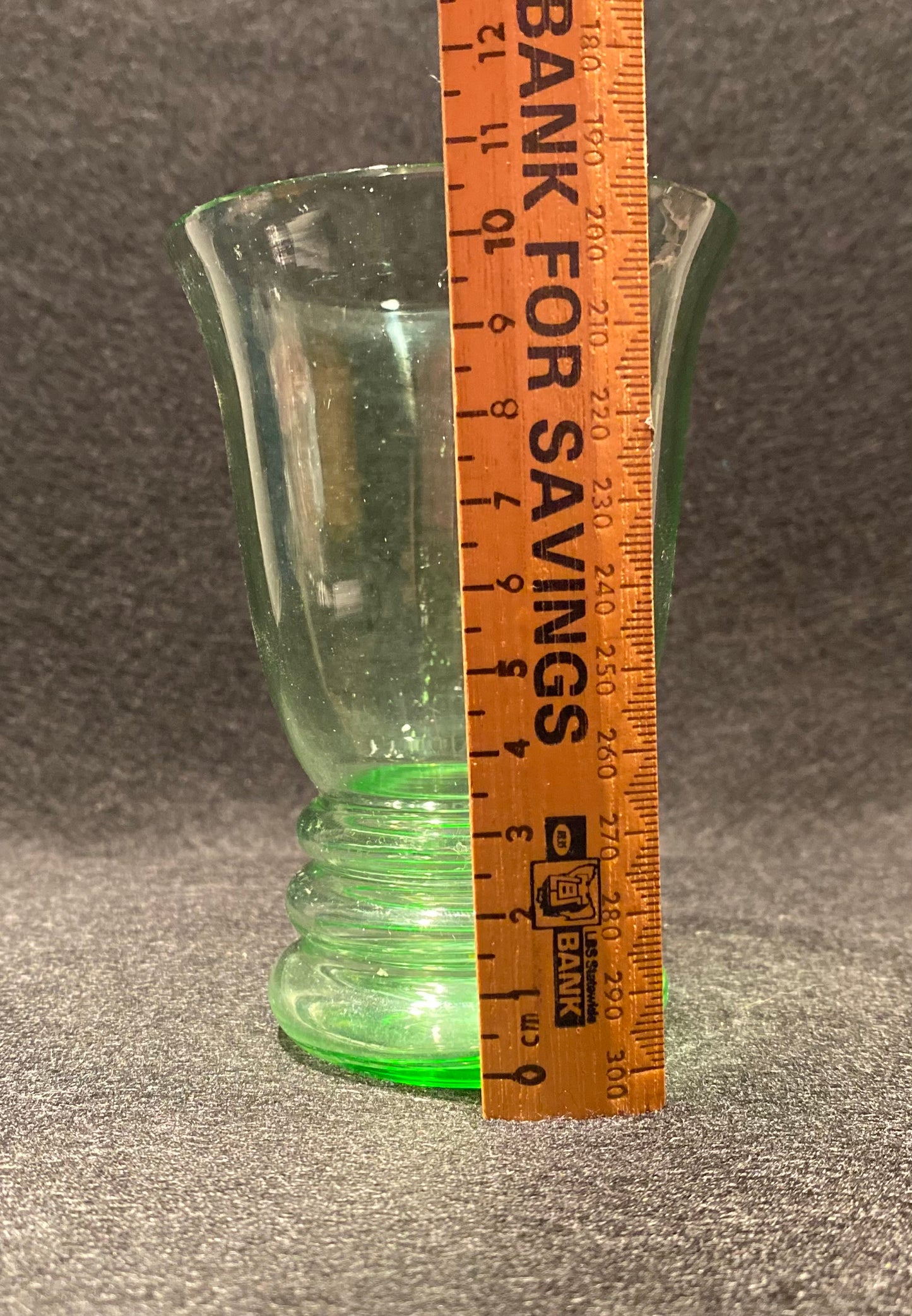 Single Art Deco uranium glass tumbler