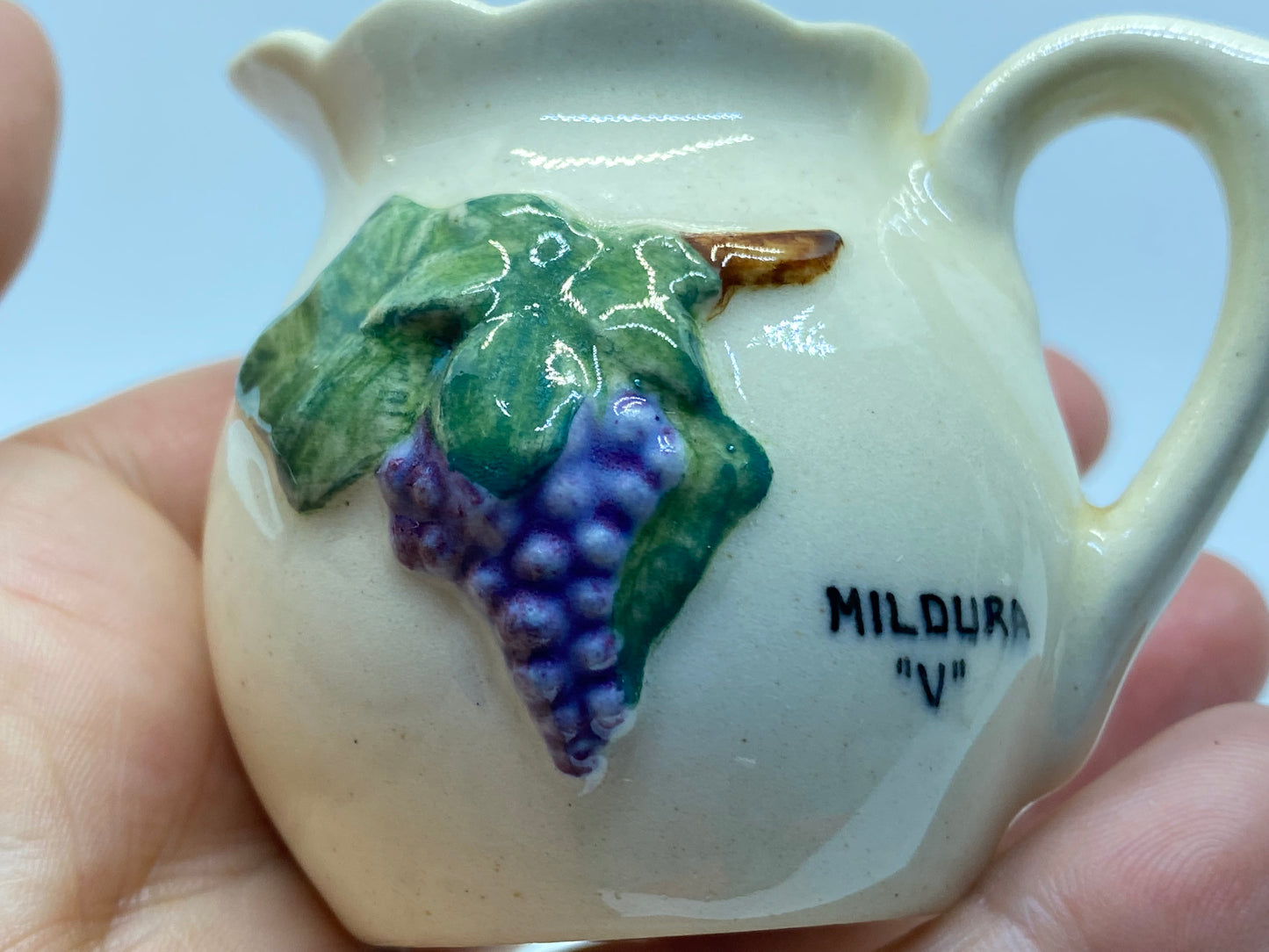 Rose Noble pottery jug - Mildura V - grapes