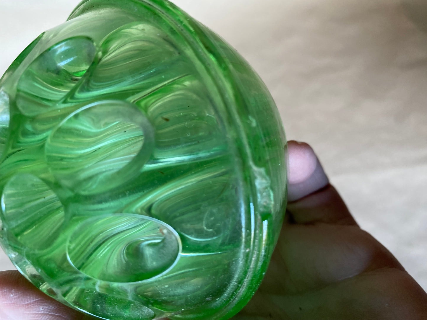 1920s/1930s Uranium Glass 16 hole Frog for vase