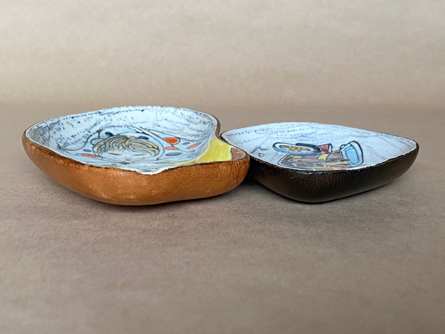 Coccia Italy pottery and leather dishes 1960s