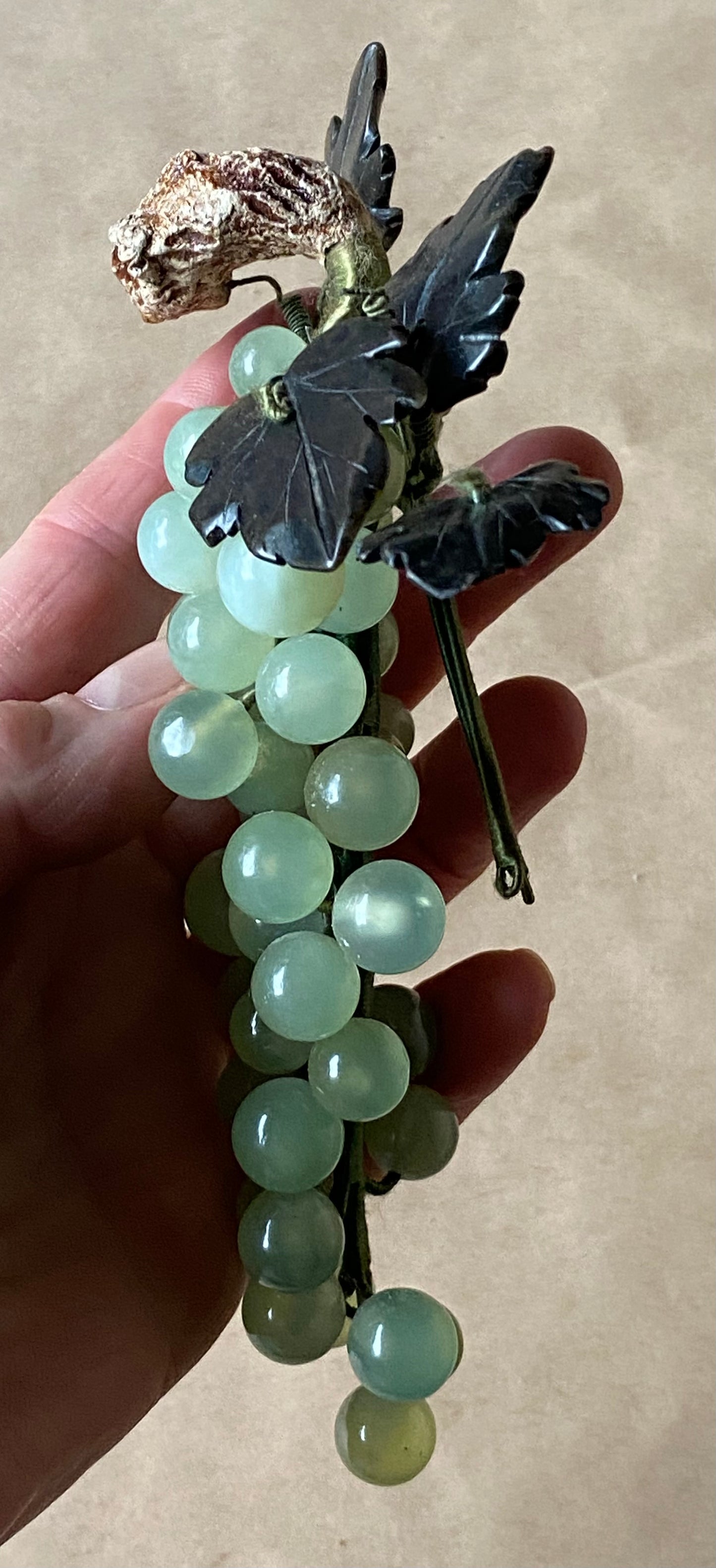 Vintage Jade Grapes 1950s (1)