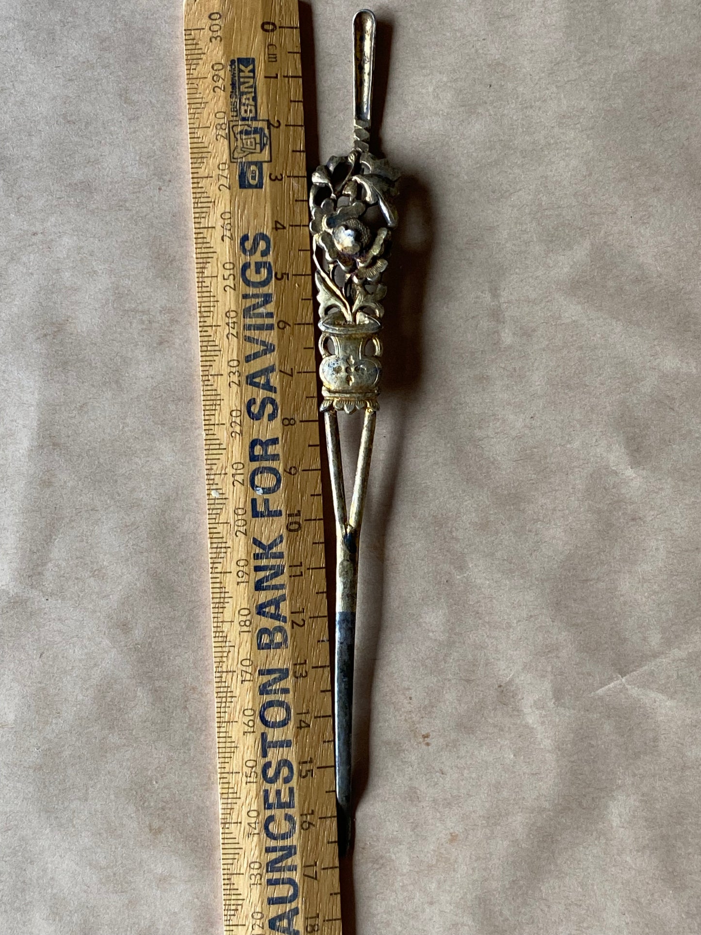 Antique ornamental metal hair pin