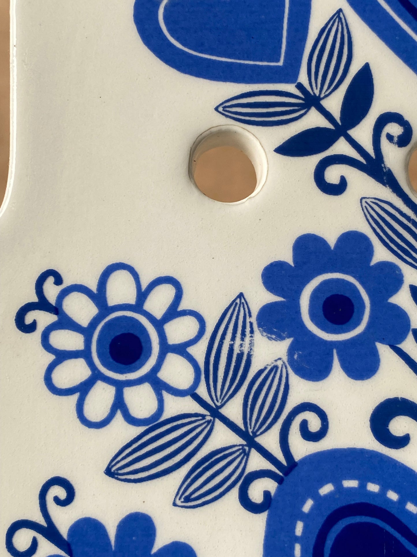 Sirpa Arabia Finland cheese board 1960s - Raija Uosikkinen 10-66