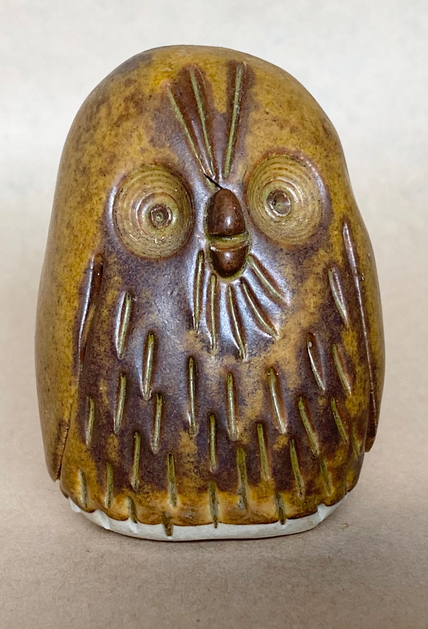 Collectable Billabong Pottery - owl