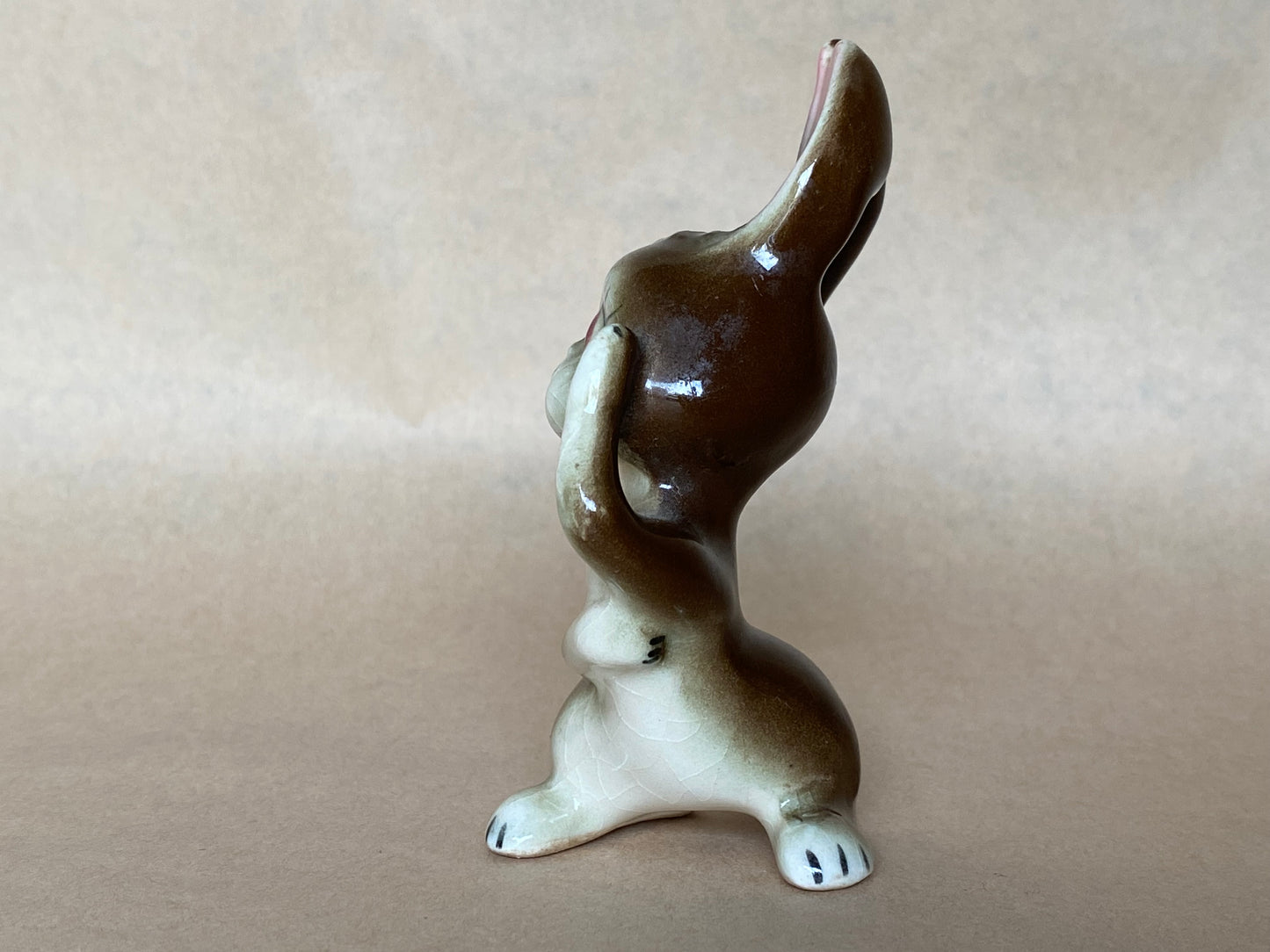 Vintage bunny figurine - MIJ salt or pepper