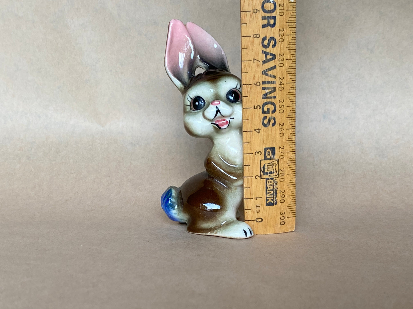 Vintage bunny figurine - MIJ salt or pepper