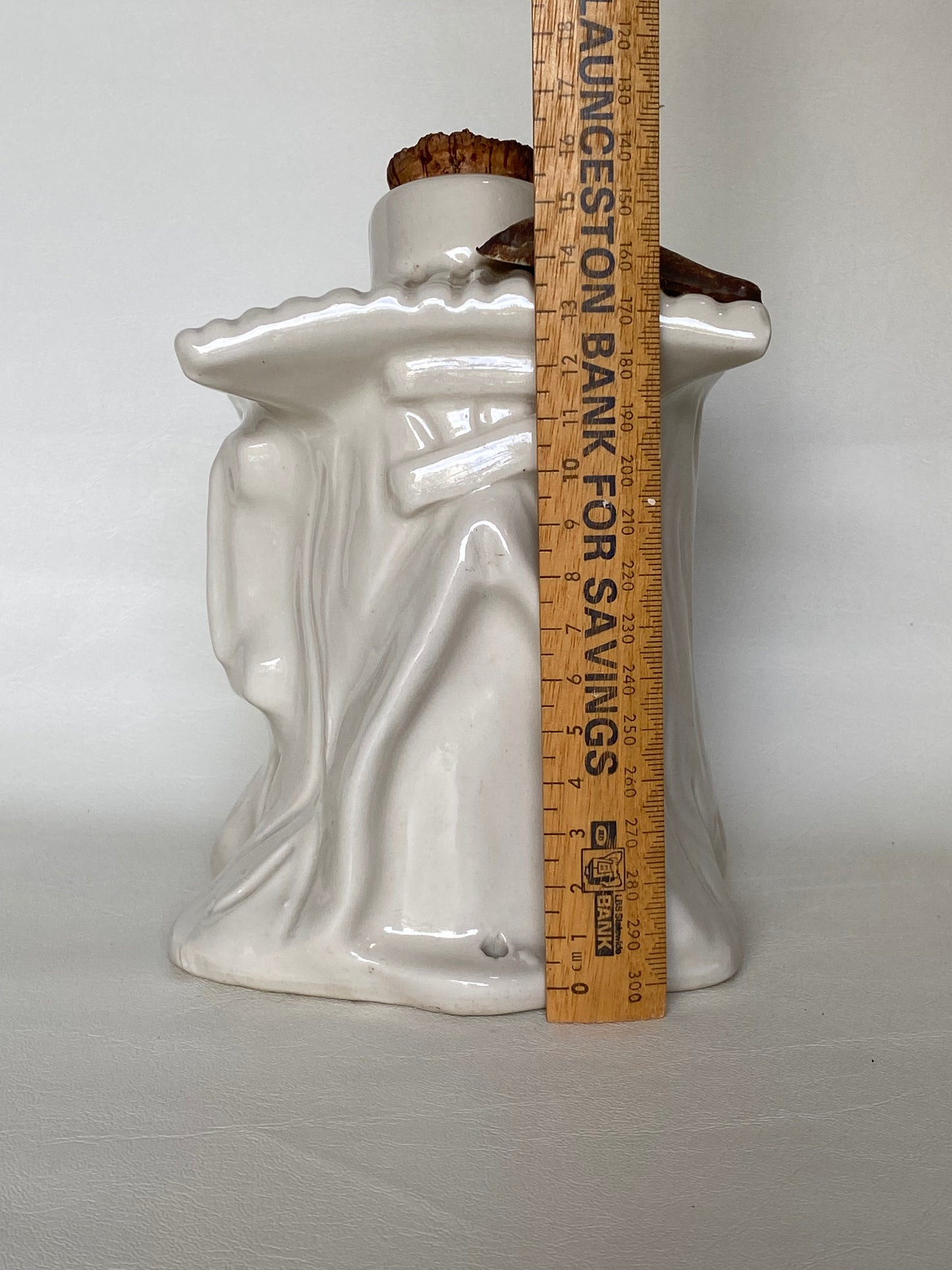 Highly collectible Vintage Ettamogah Pub Dunny ‘Outhouse’ Stoneware Port Decanter