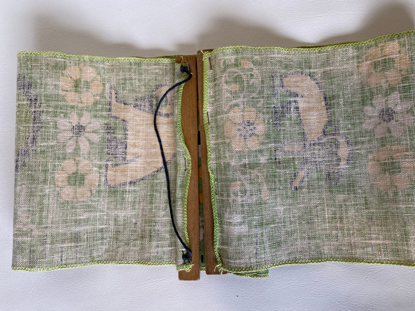 Vintage Australian Rodriguez linen growth chart
