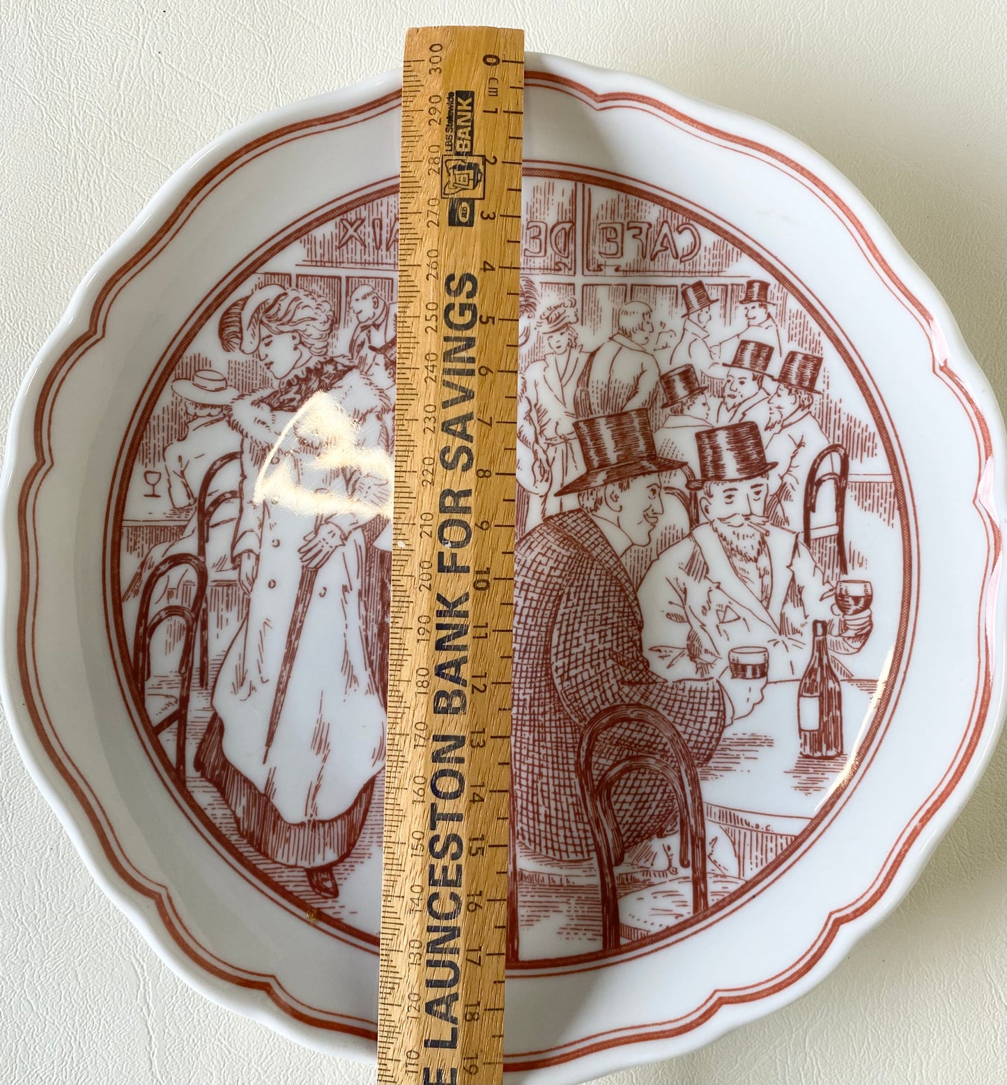 Limited edition: Vintage Hutschenreuther porcelain collector plate: EXCLUSIV FÜR VICOMTE BERNARD DE ROMANET
