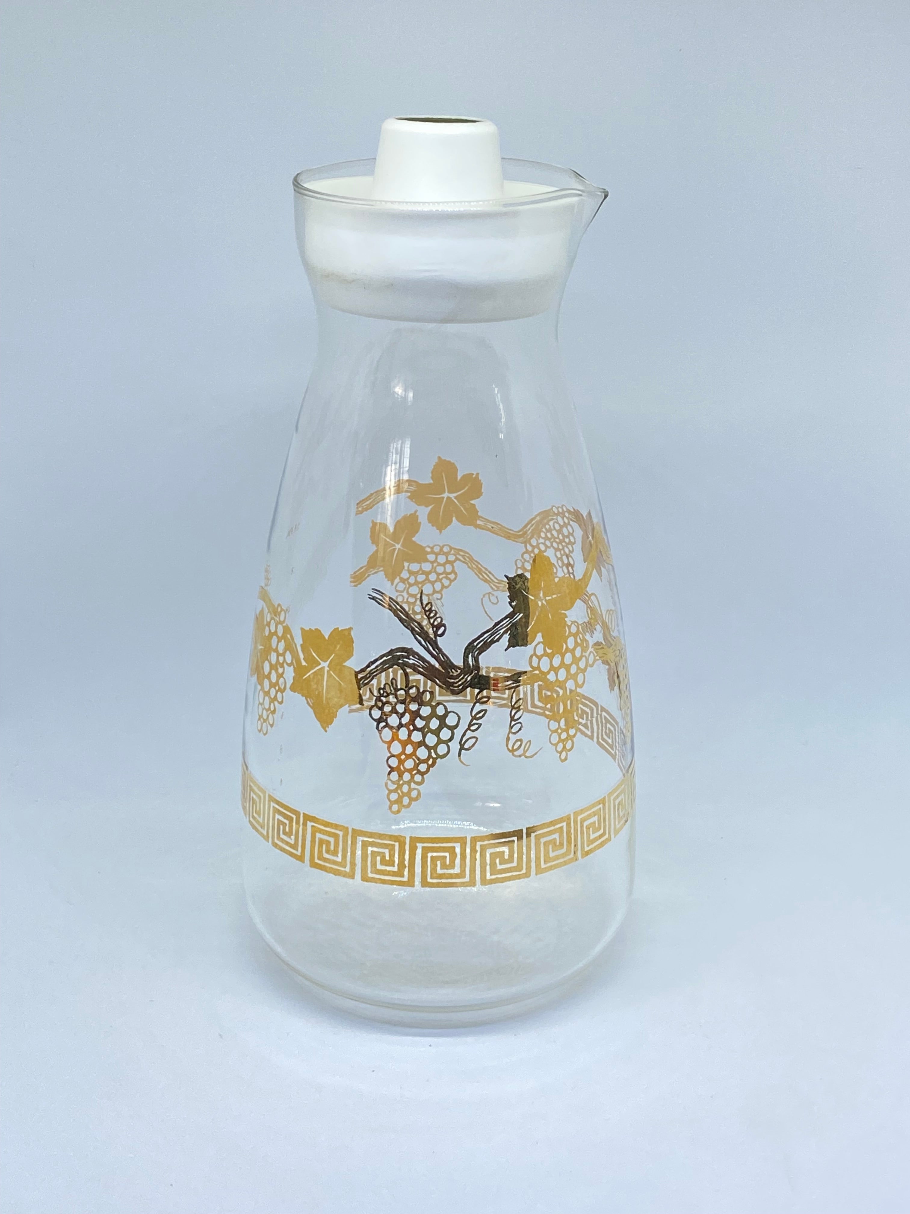 MCM Vintage Pyrex carafe with lid – The Happy Hoarders Tasmania