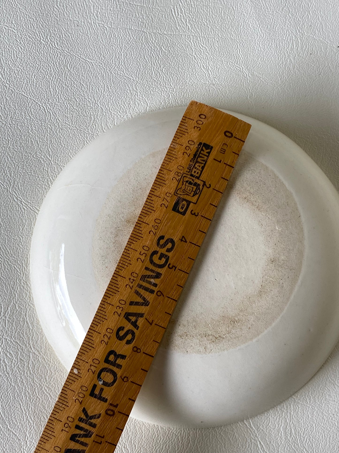 Vintage Harry Memmott ceramic ashtray - collectable