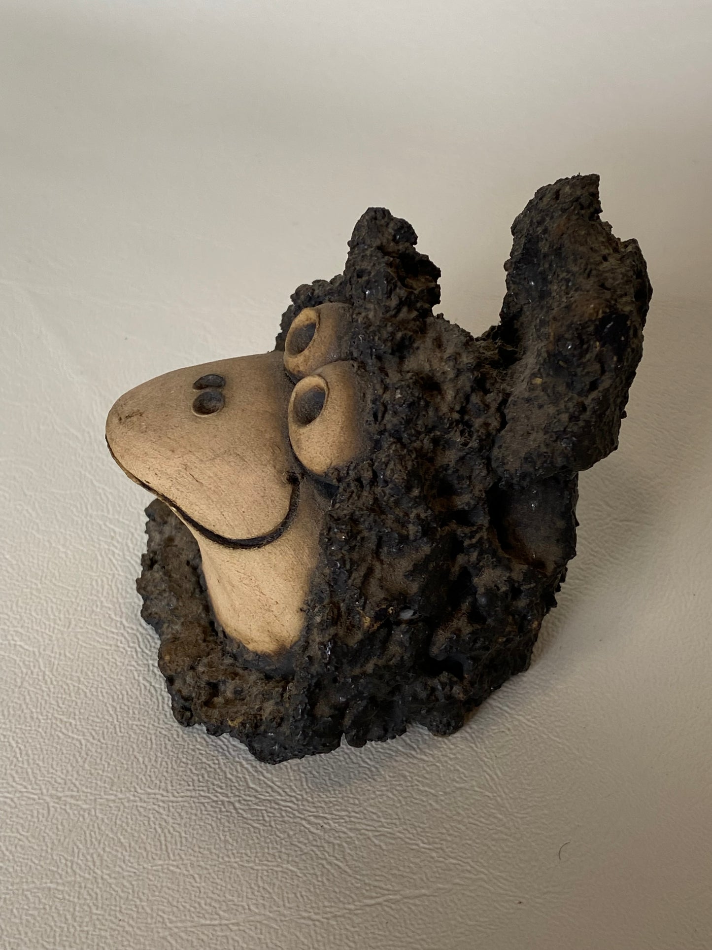 Vintage John Hughes Wales Grogg ceramic bird(?)