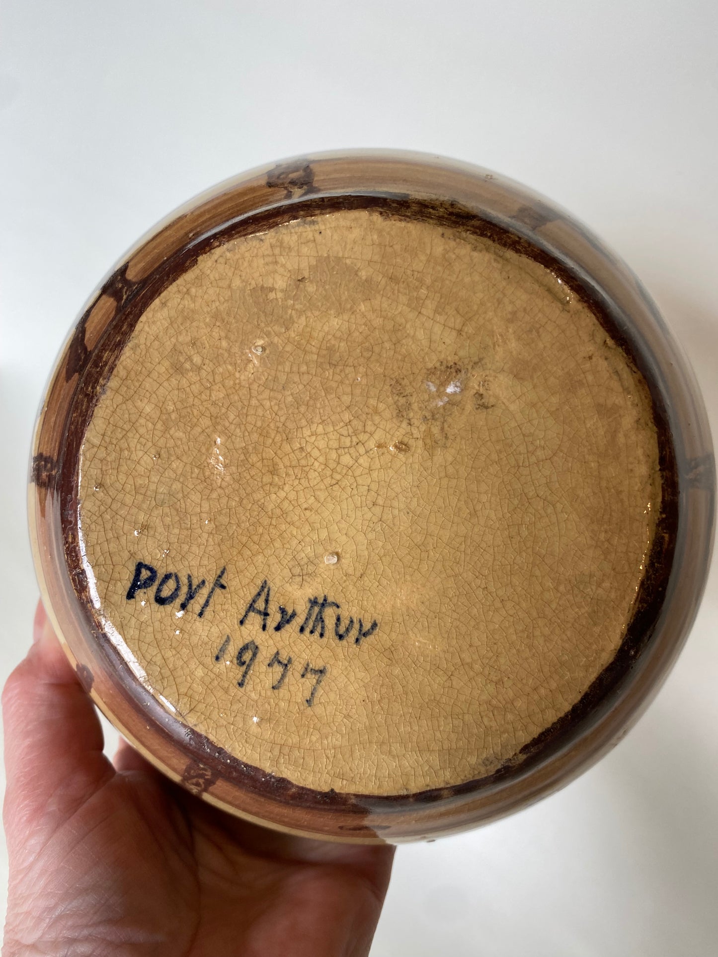 Rare Helena Chudocekova 1970s Port Arthur pottery bowl