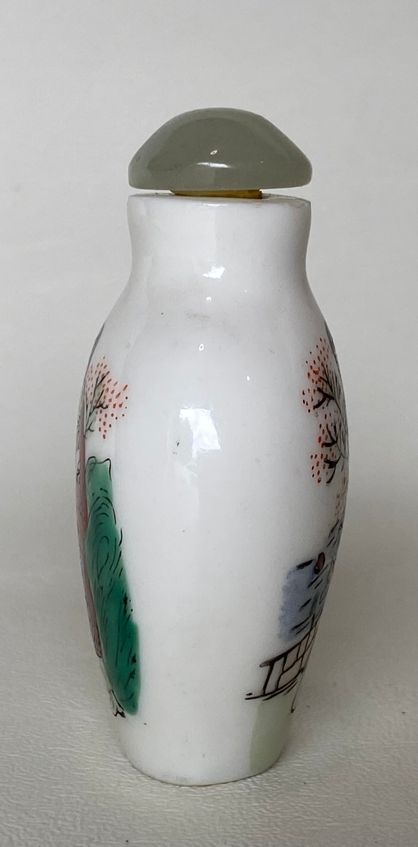 Antique Chinese ceramic Snuff Bottle with Jade Lid