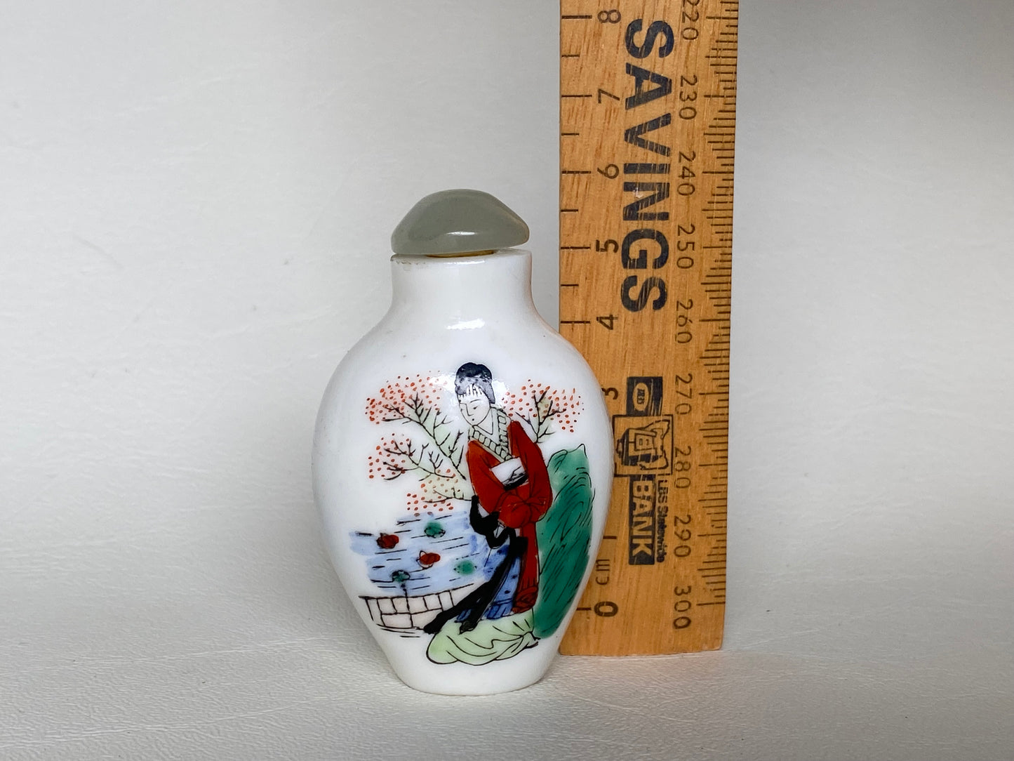Antique Chinese ceramic Snuff Bottle with Jade Lid