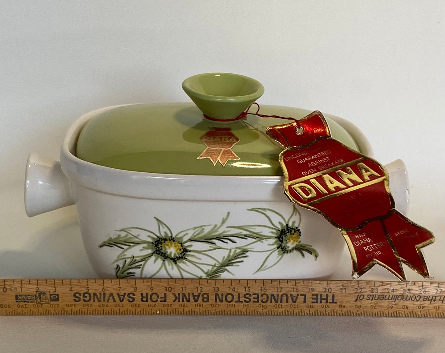 1960s Diana Australia Casserole Dish and Lid - Flannel-flower design