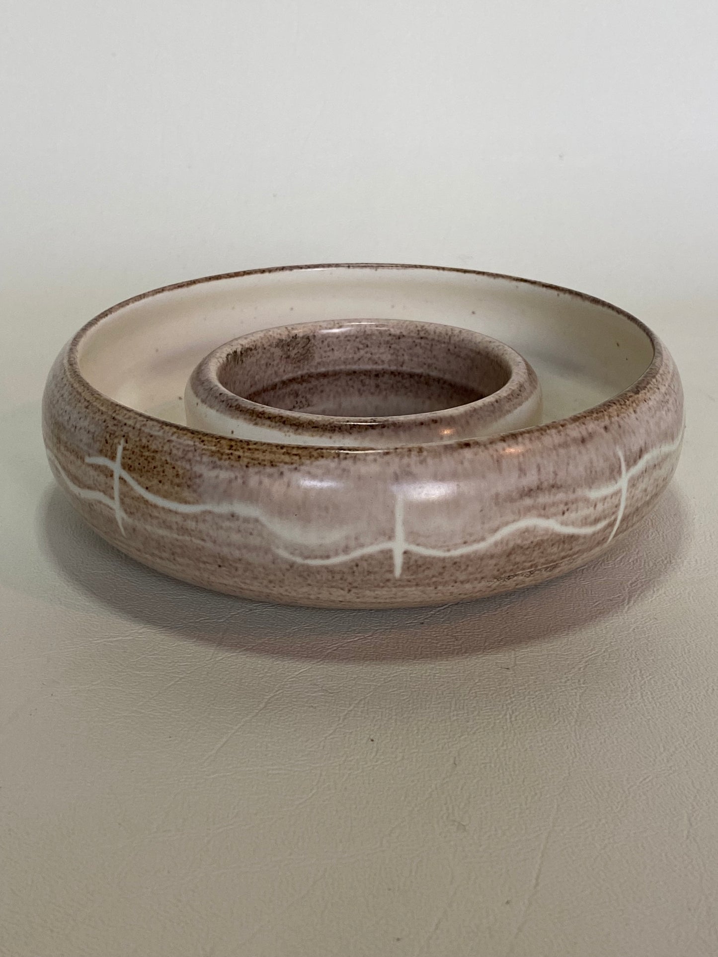 Charles Wilton Float Bowl Posy Ring - light purple and white
