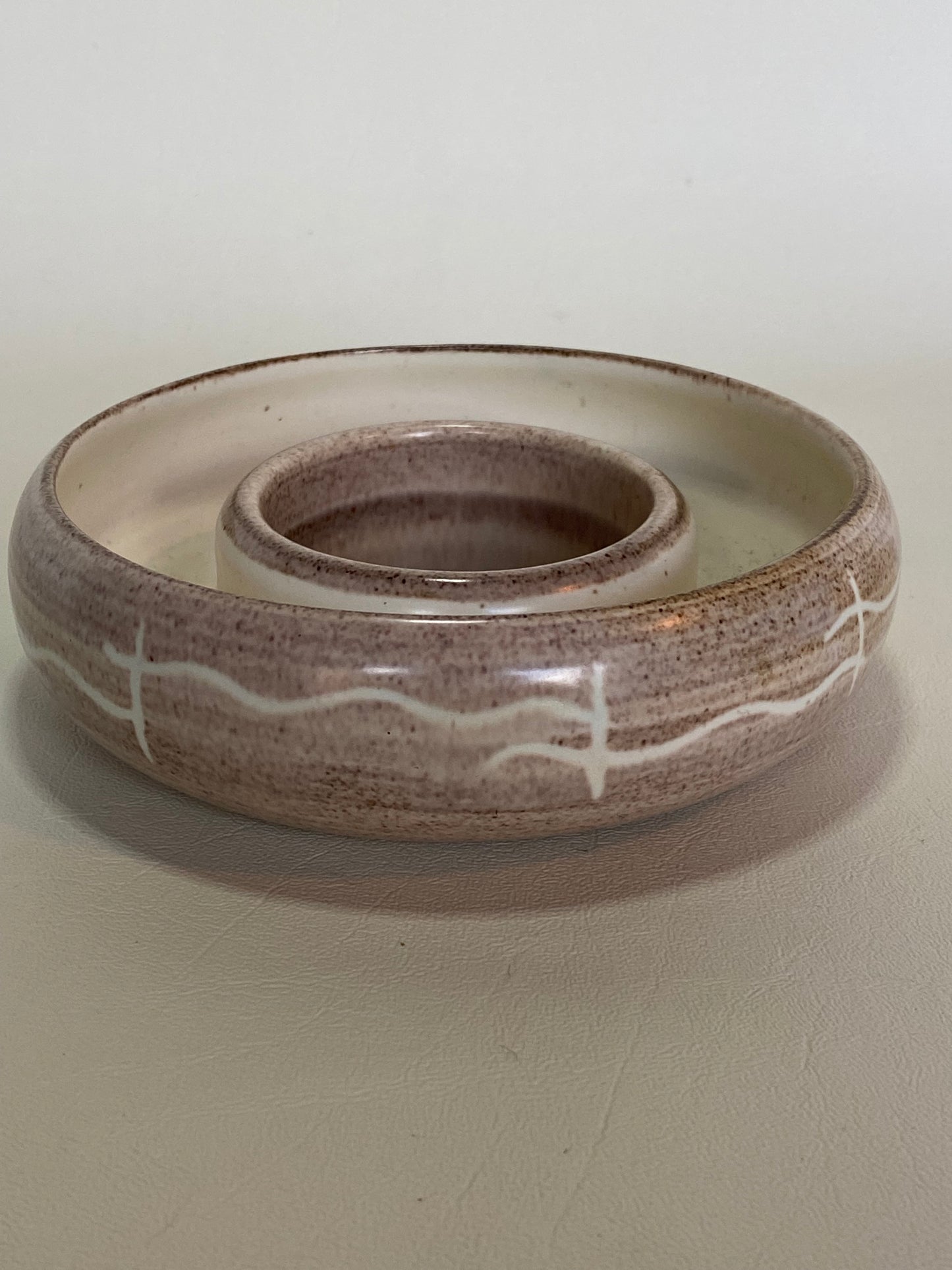 Charles Wilton Float Bowl Posy Ring - light purple and white