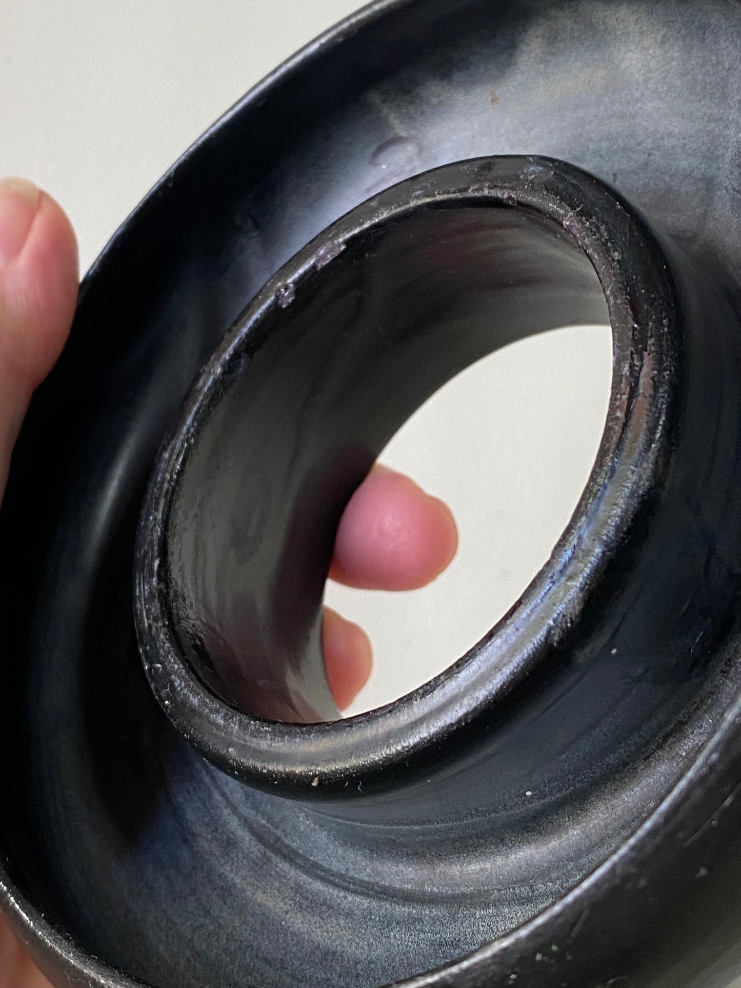 Charles Wilton float bowl pottery - posy ring - black