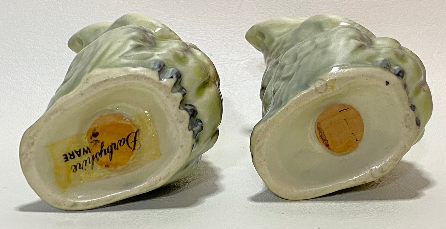 Australian Vintage Darbyshire Ware  Pottery Owl salt n pepper shakers (with original sticker)
