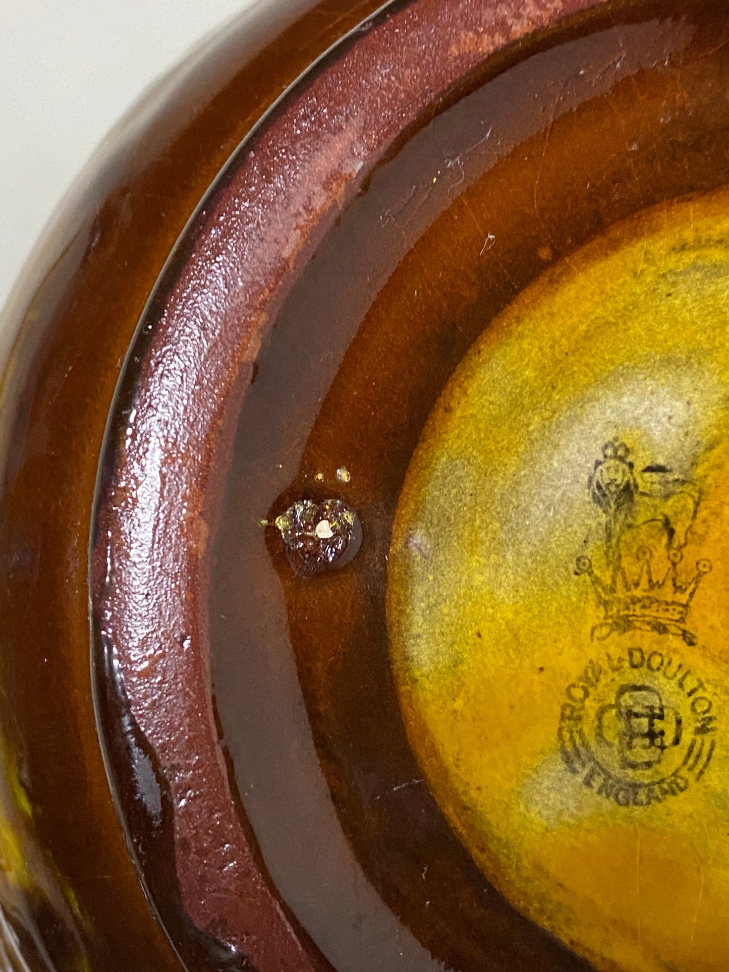 Antique Royal Doulton Ceramic Humidor (tobacco jar) 1901-1922