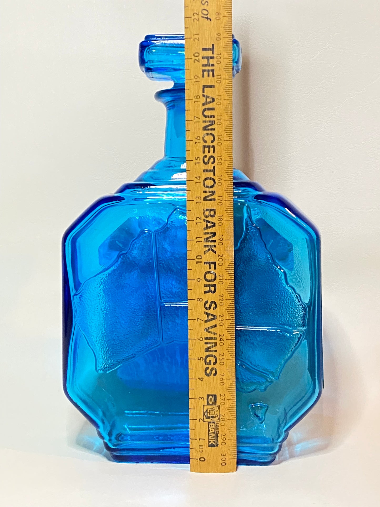 Highly Collectable Commemorative Captain Cook Bicentennial Blue Decanter - E. Phillips Fox Cook's Landing