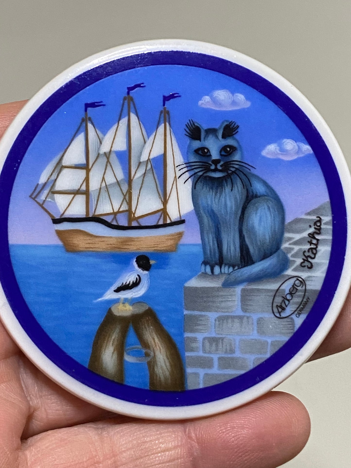 Trio of miniature collectable wall plates “Kathina Katzen” for Arzberg Germany