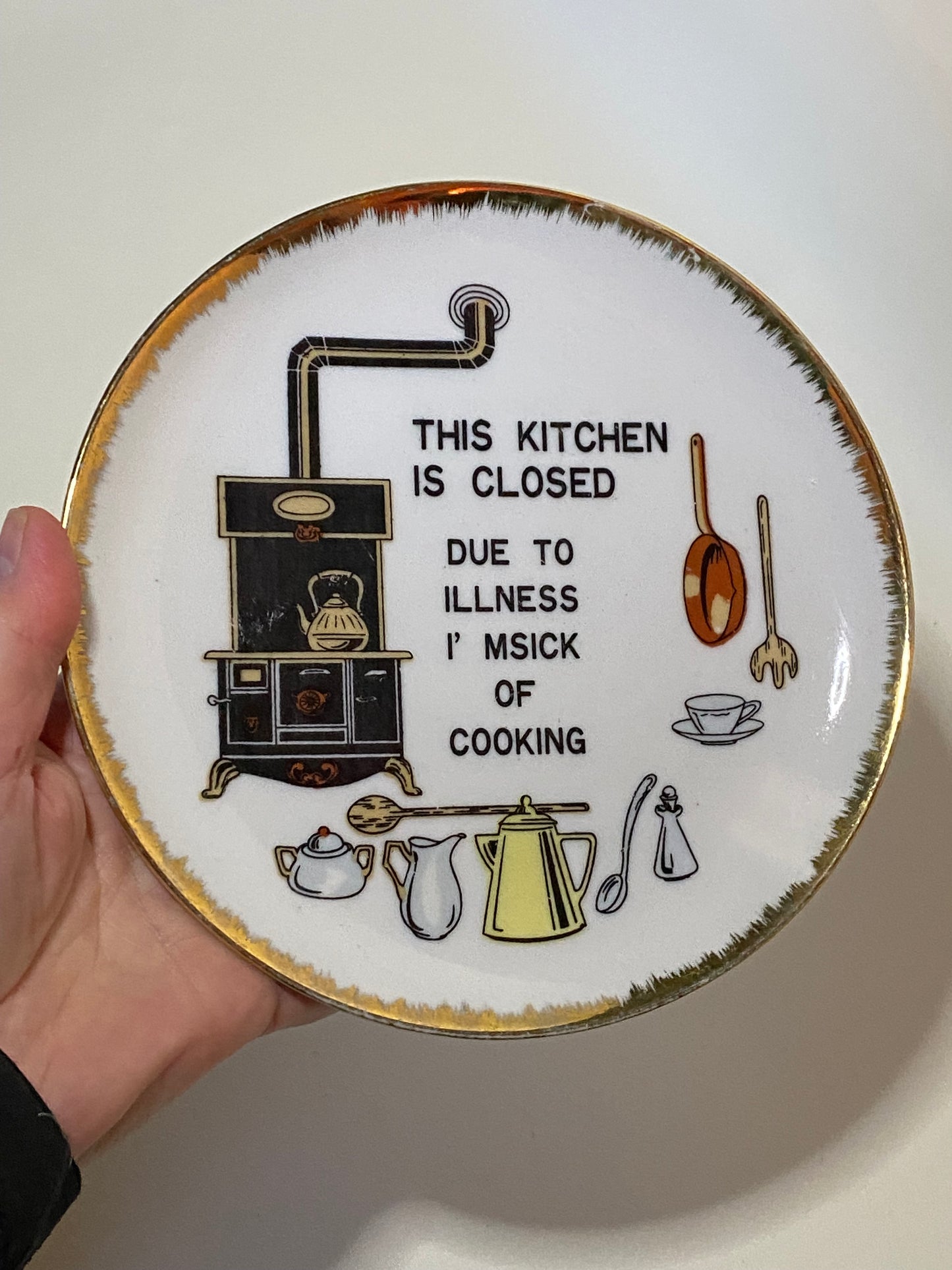 Vintage Japan Wall Plate - This kitchen is closed